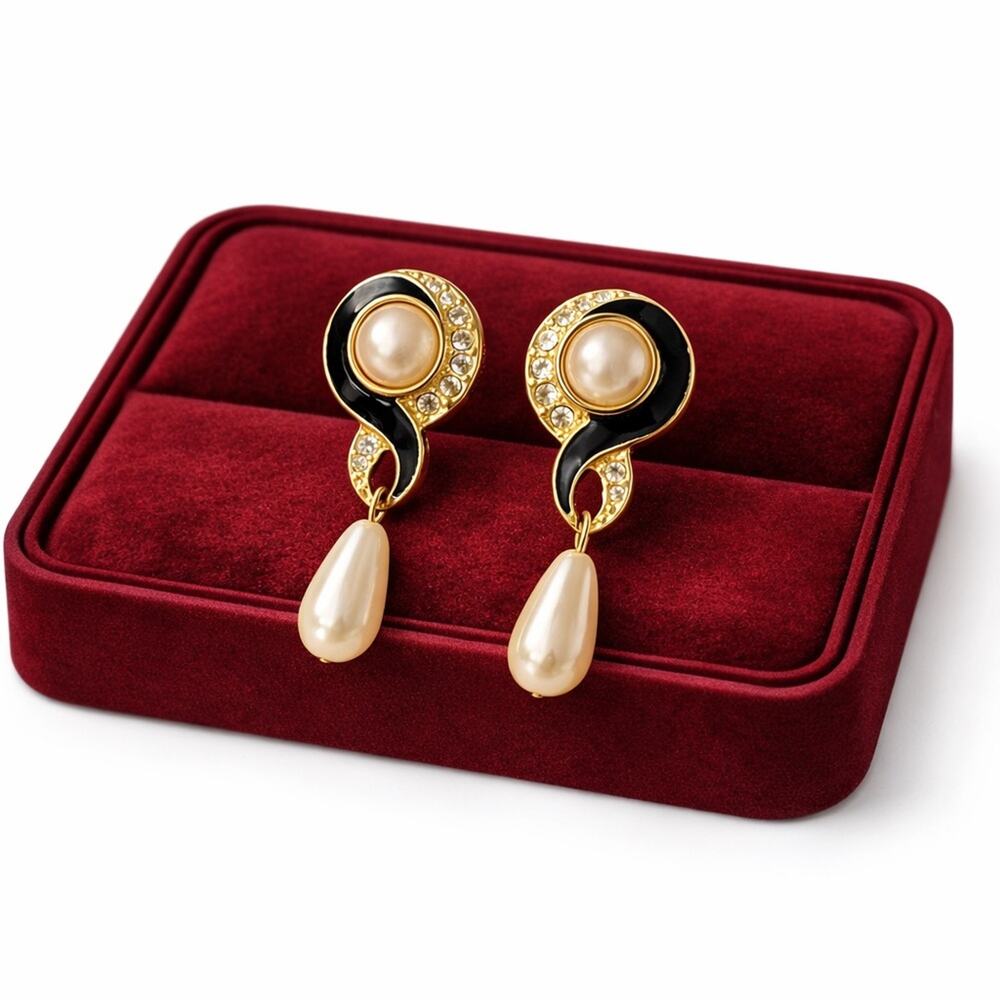 Vintage 1980s Gold Pearl Enamel Crystal Earrings Lot of 3 Stud Dynasty Glam Gift - Picture 4 of 6